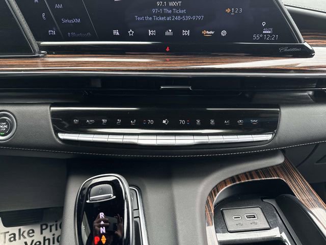 Certified 2024 Cadillac Escalade Premium Luxury w/ LPO, Floor Liner Package AWD/4WD image 52
