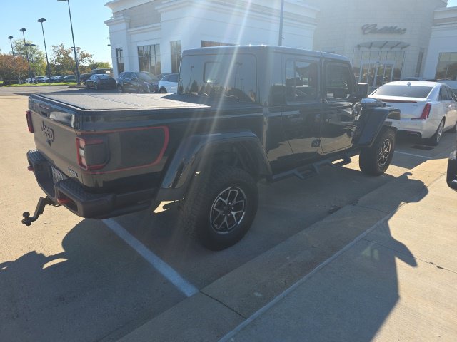 Used 2024 Jeep Gladiator Rubicon w/ Technology Group AWD/4WD image 4
