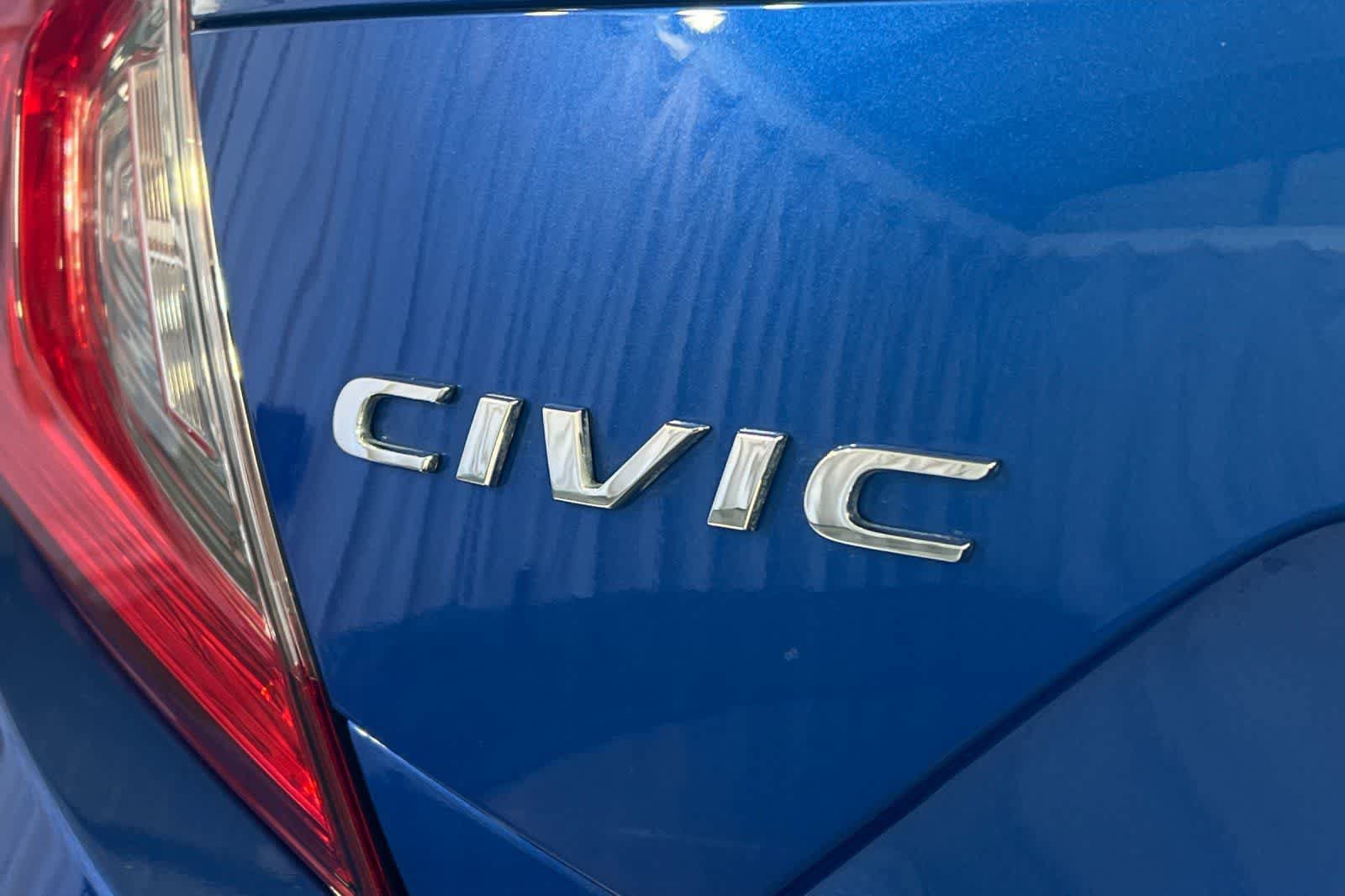 Used 2019 Honda Civic Sport image 16