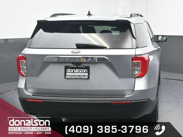 Used 2023 Ford Explorer XLT RWD image 4