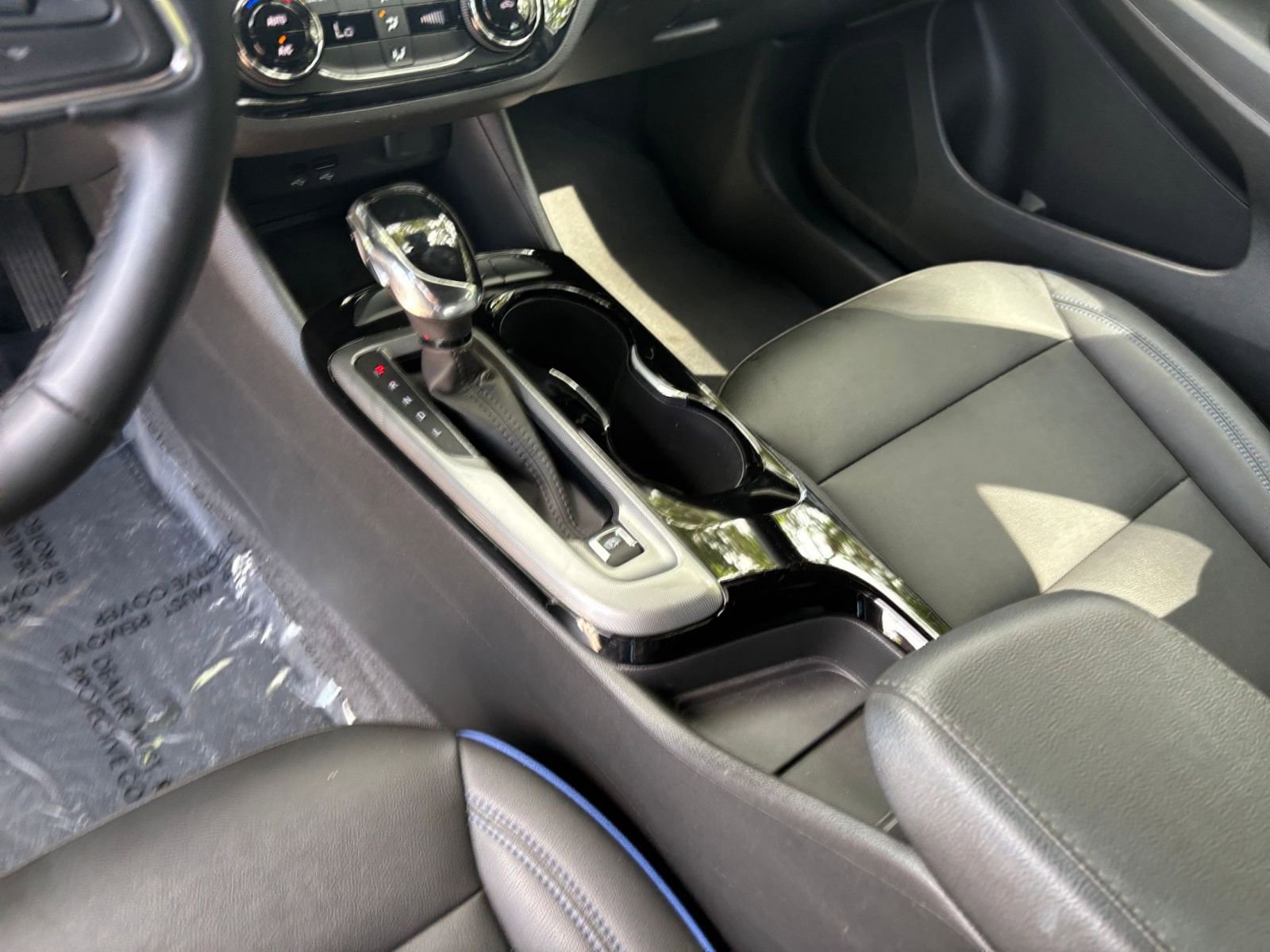 Used 2025 Buick Envista Sport Touring FWD image 42