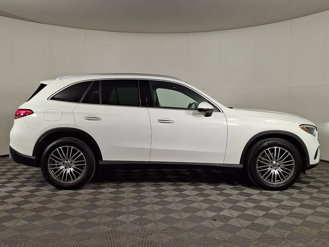 Used 2026 Mercedes-Benz GLC 300 4MATIC image 10