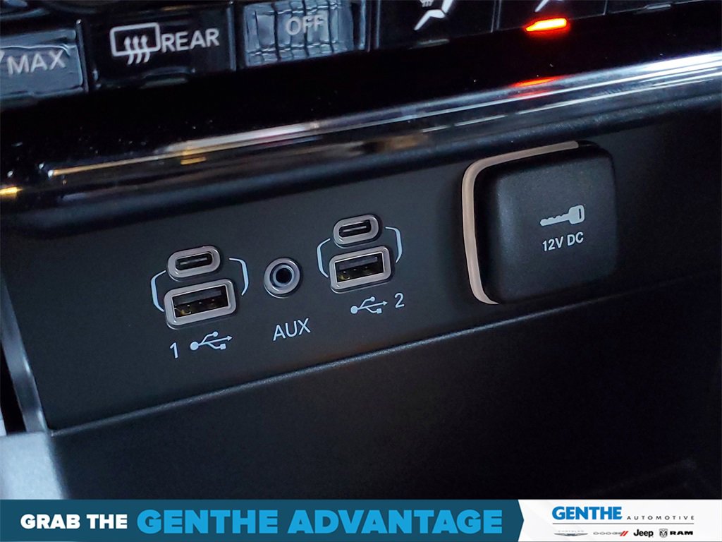 Certified 2024 Jeep Grand Cherokee Limited image 22