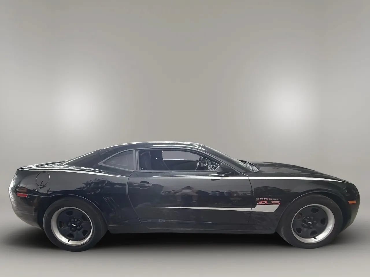 Used 2012 Chevrolet Camaro LS RWD image 6