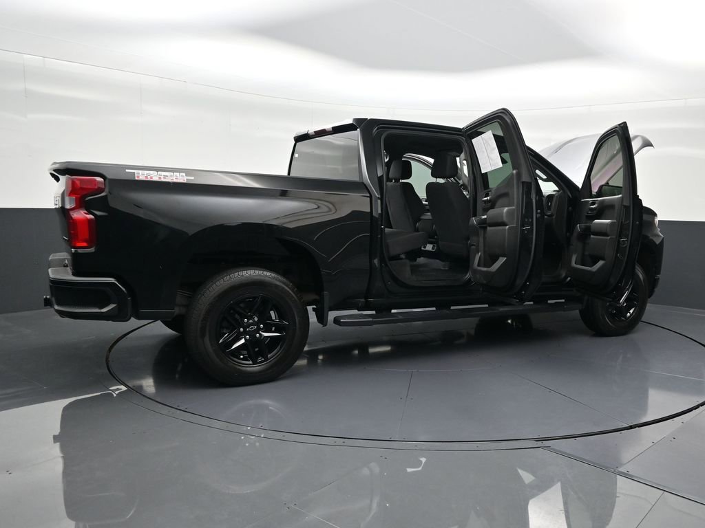 Used 2021 Chevrolet Silverado 1500 Custom Trail Boss w/ Midnight Edition image 31
