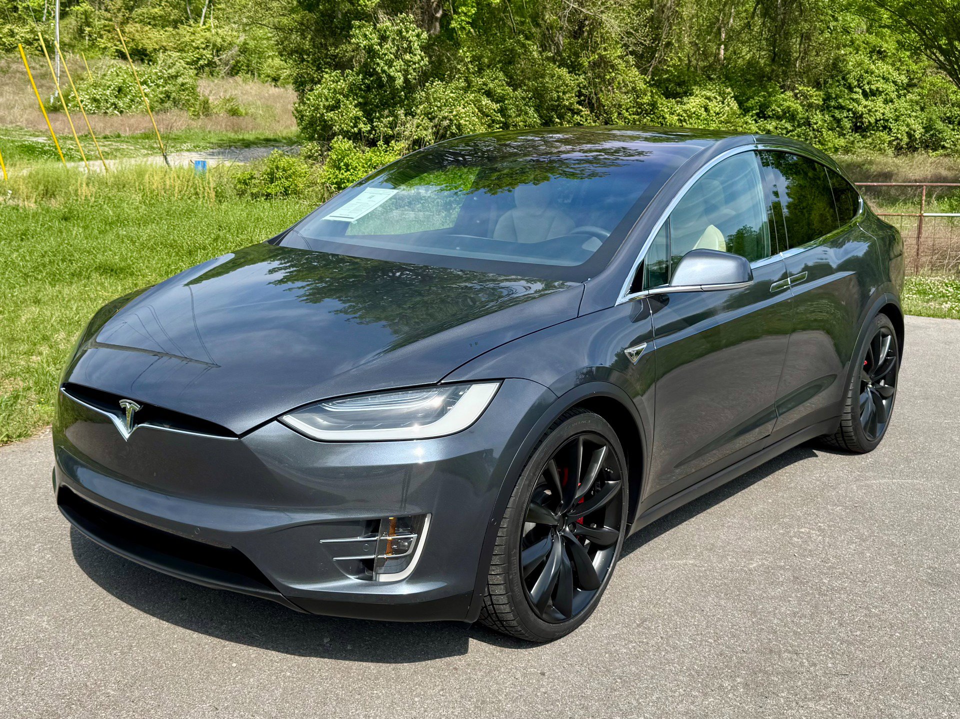 Used 2016 Tesla Model X Performance image 12