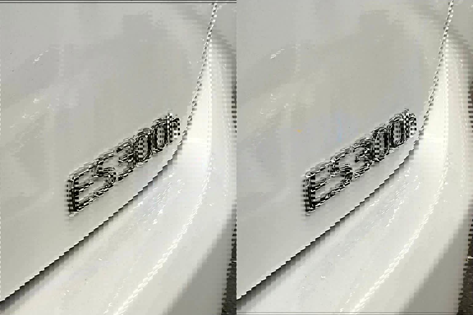 Used 2025 Lexus ES 300h w/ Premium Package image 9