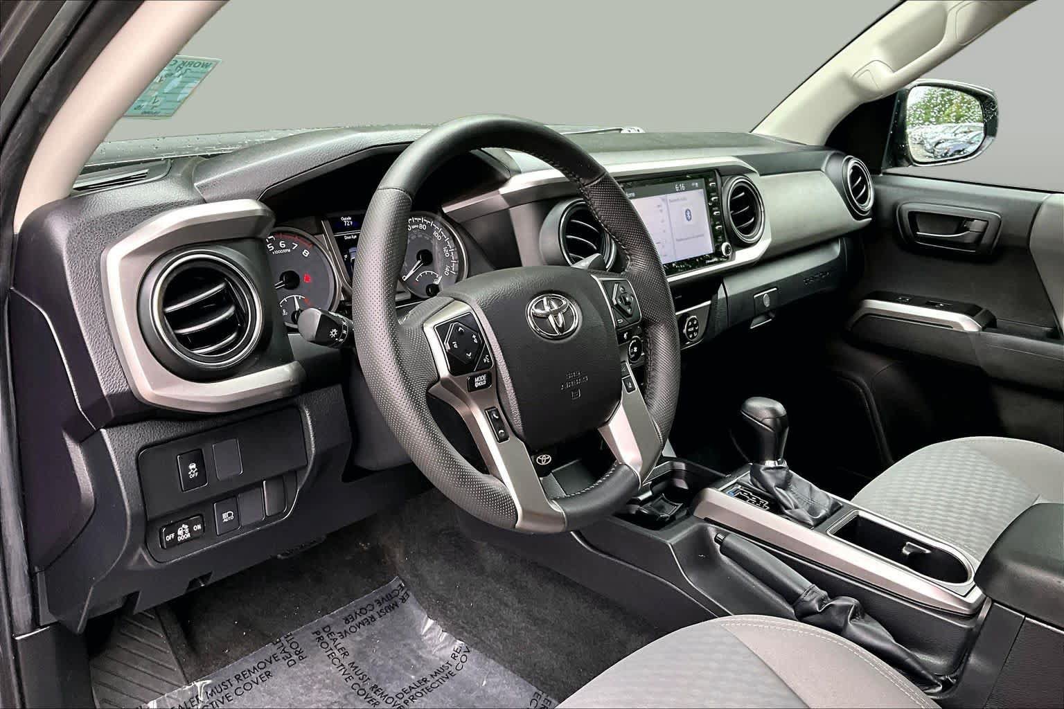 Certified 2022 Toyota Tacoma SR5 w/ SR5 Appearance Package (SM) AWD/4WD image 16
