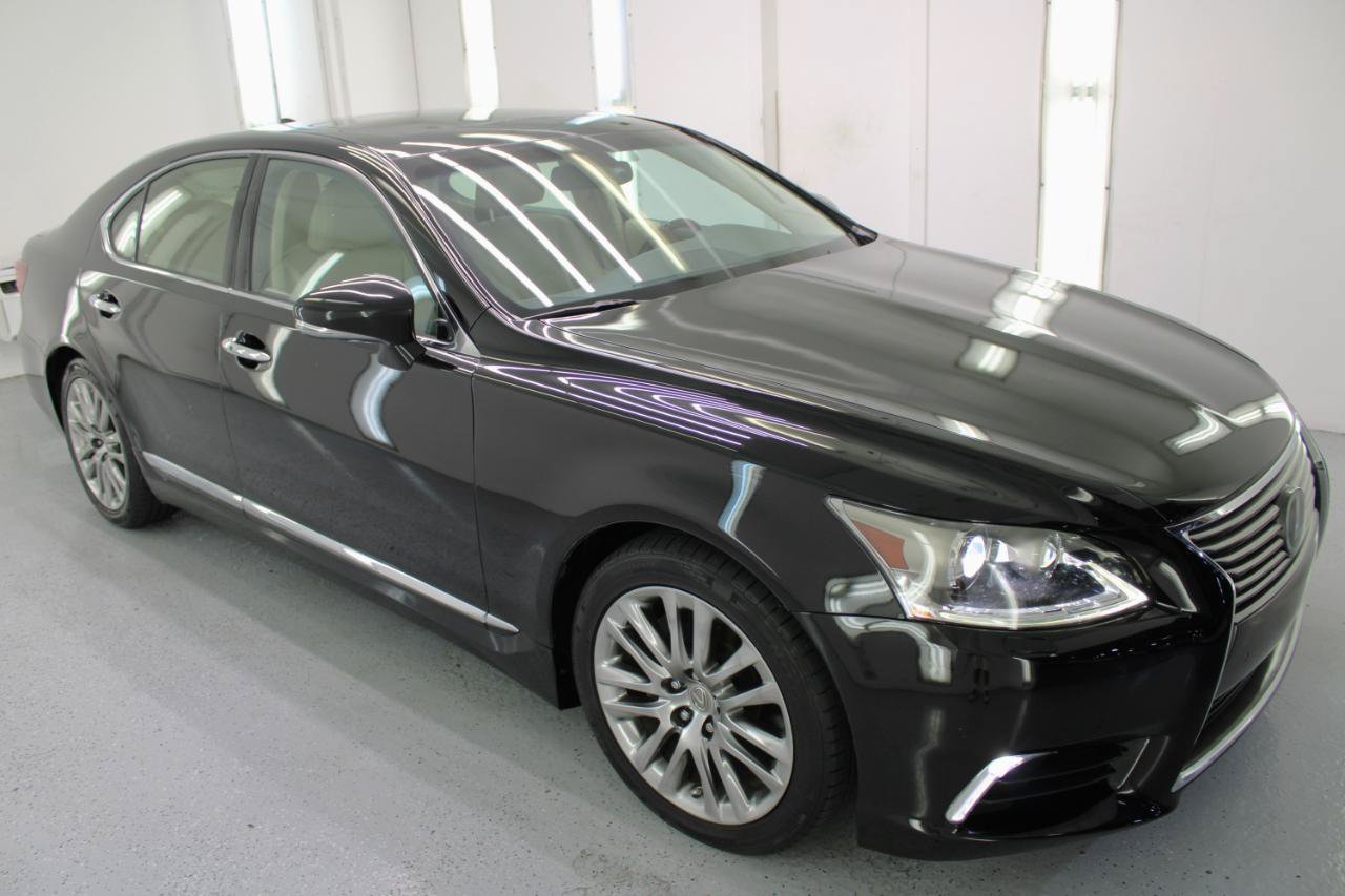 Used 2017 Lexus LS 460 w/ Comfort Package RWD image 11