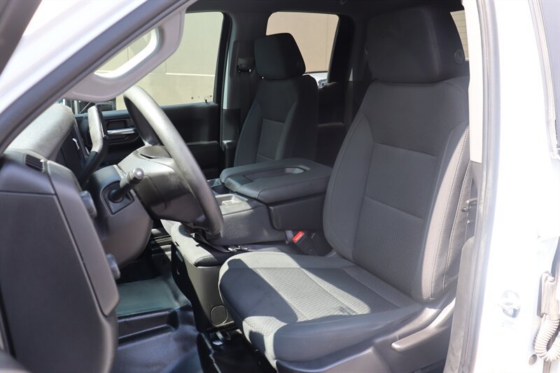 Used 2023 Chevrolet Silverado 1500 W/T w/ WT Value Package AWD/4WD image 18