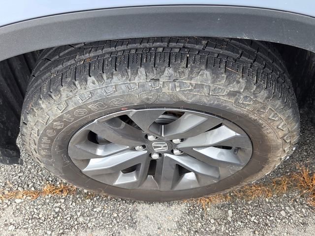 Certified 2025 Honda Ridgeline Sport image 9