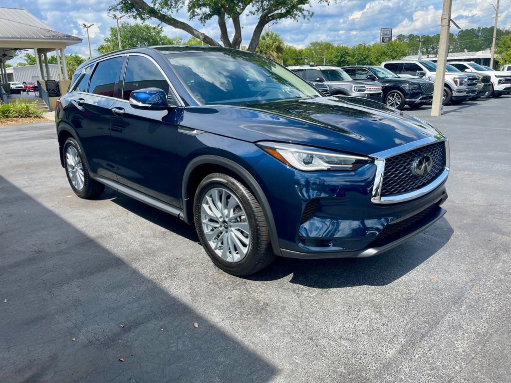 Used 2025 INFINITI QX50 Pure AWD/4WD image 7