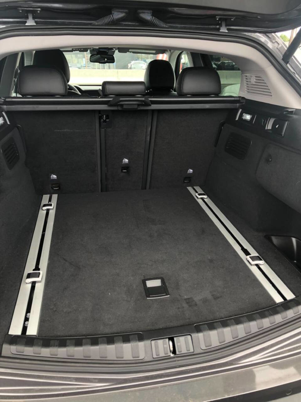 Used 2018 Alfa Romeo Stelvio AWD image 20