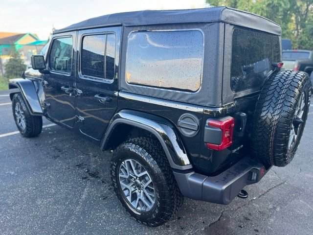 New 2025 Jeep Wrangler Unlimited Sahara AWD/4WD image 6