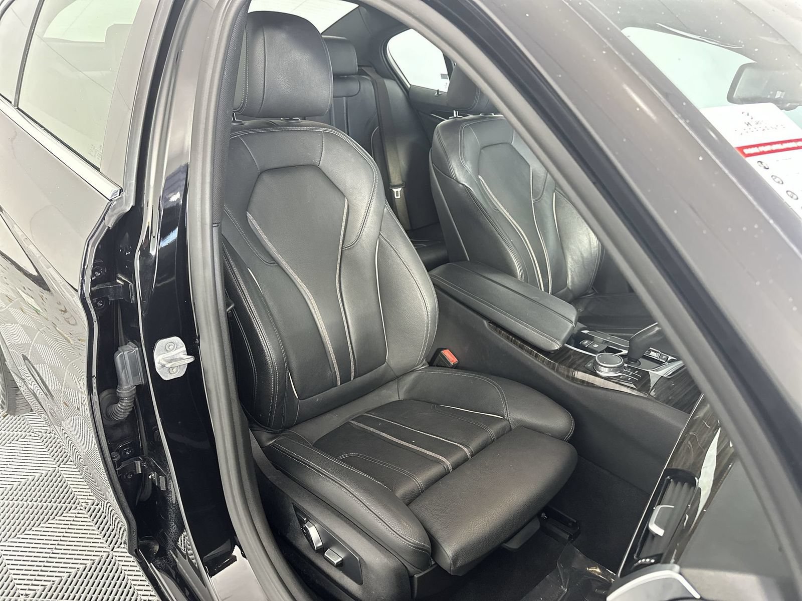 Used 2019 BMW 530i RWD image 27