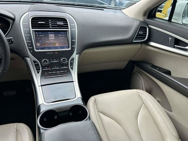 Used 2020 Lincoln Nautilus FWD image 18