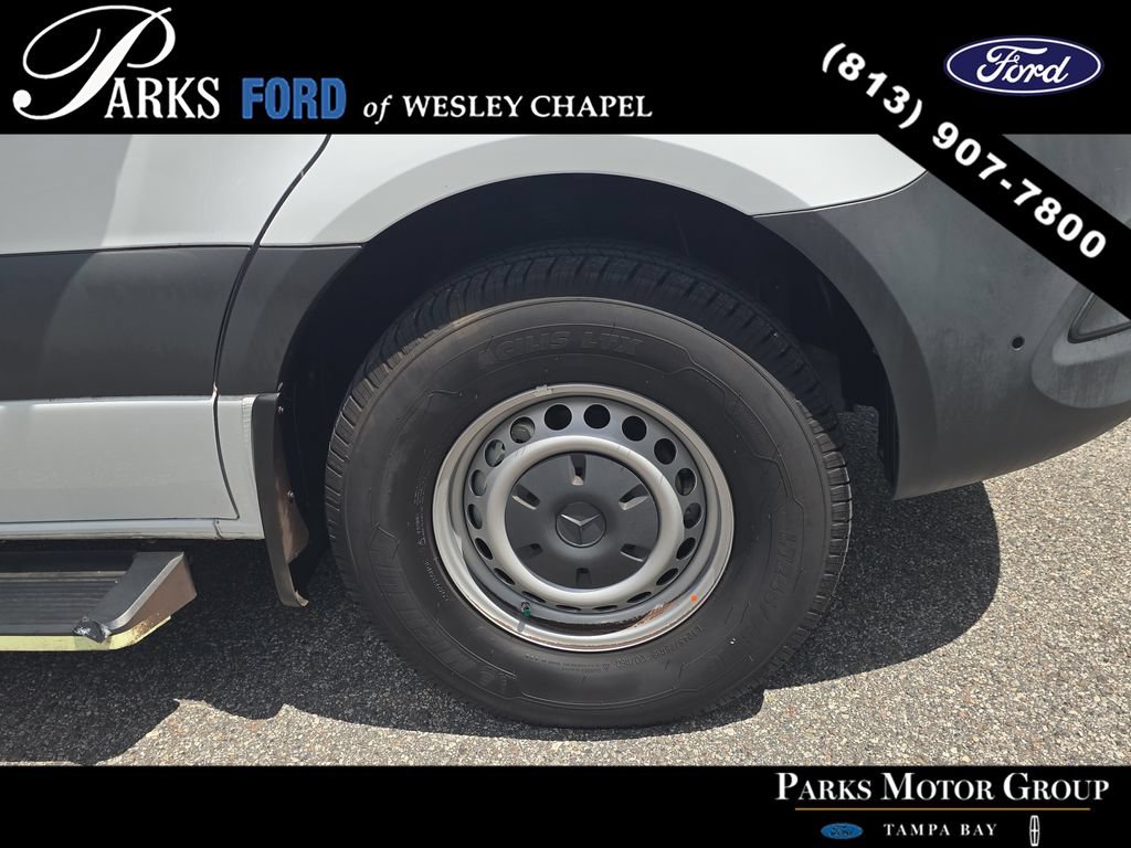 Used 2023 Mercedes-Benz Sprinter 2500 image 30