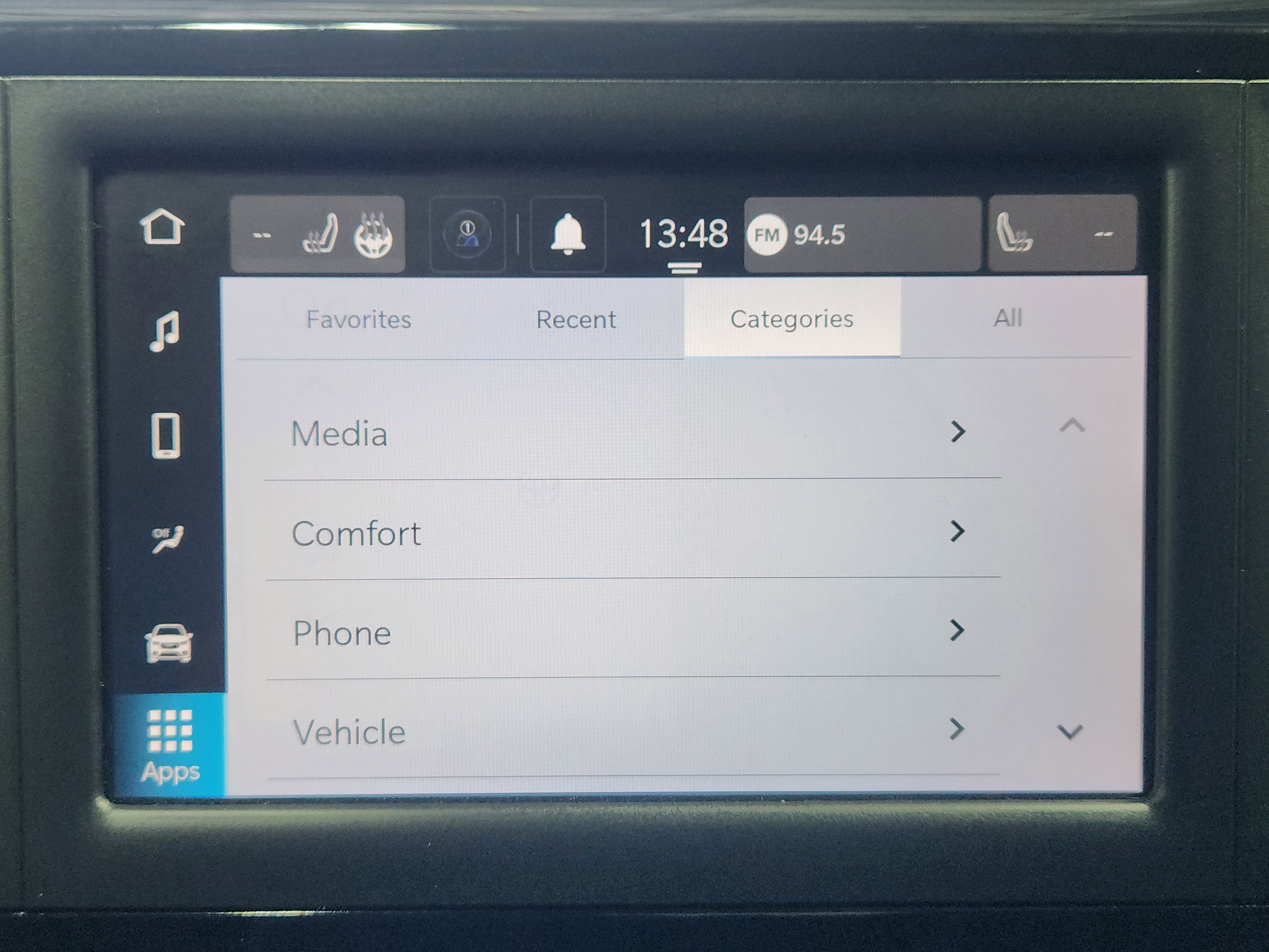 Used 2023 Chrysler Voyager LX FWD image 22
