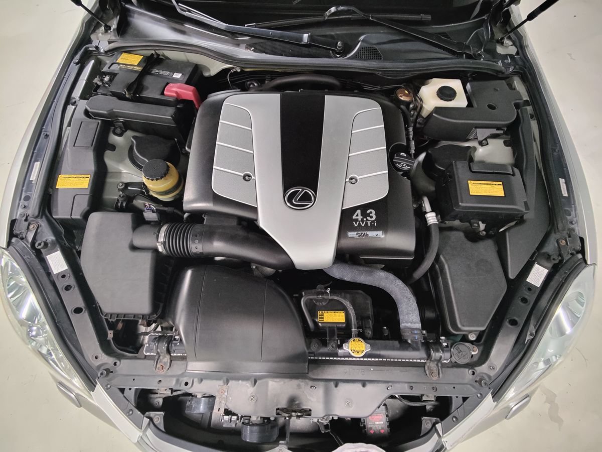 Used 2002 Lexus SC 430 Convertible RWD image 4