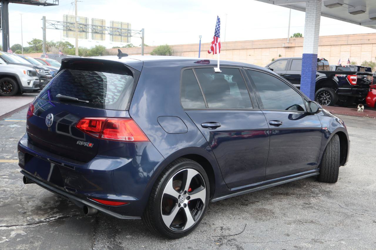 Used 2016 Volkswagen GTI SE FWD image 5