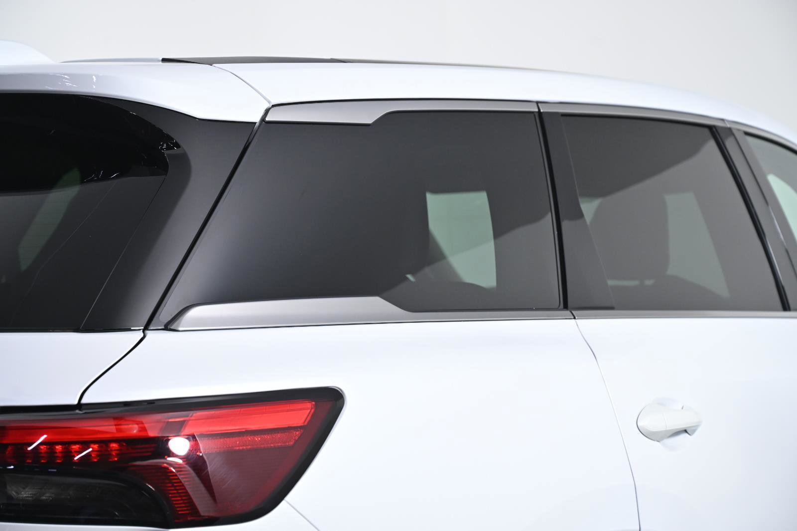 Certified 2026 INFINITI QX60 Pure w/ Cargo Package image 9