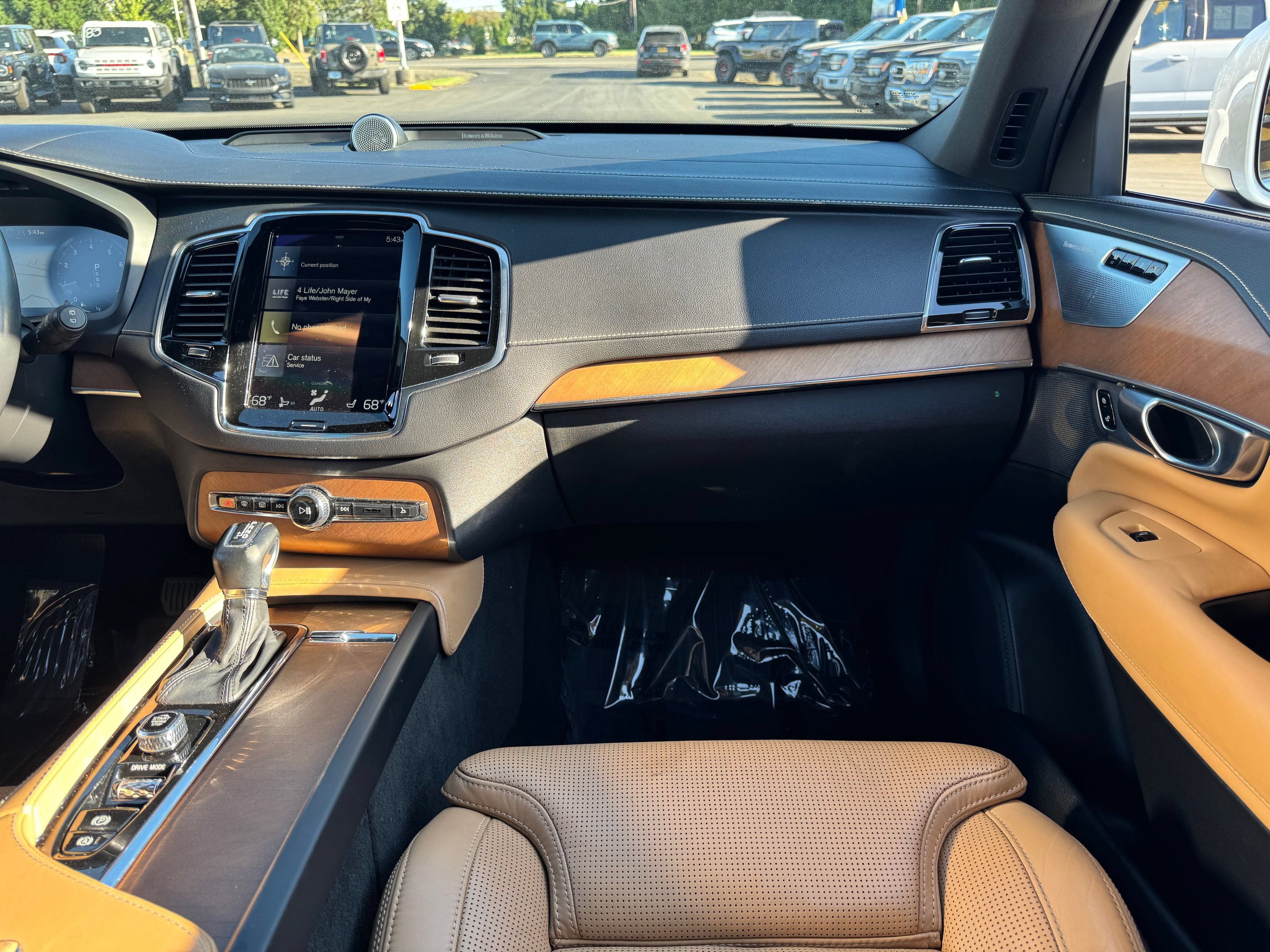 Used 2018 Volvo XC90 T6 Inscription w/ Convenience Package AWD/4WD image 19