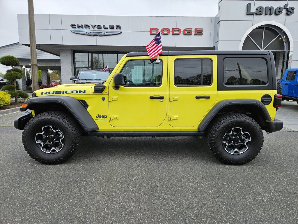 Used 2023 Jeep Wrangler Unlimited Rubicon 4xe w/ Cold Weather Group AWD/4WD image 2