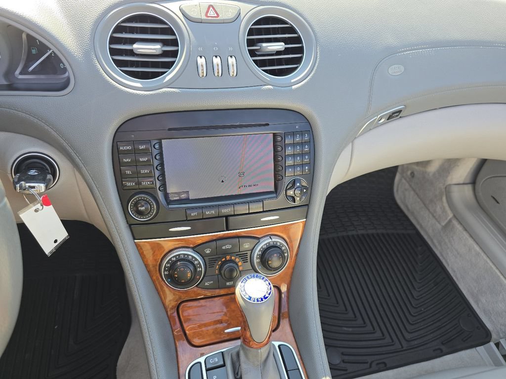 Used 2005 Mercedes-Benz SL 500 image 30