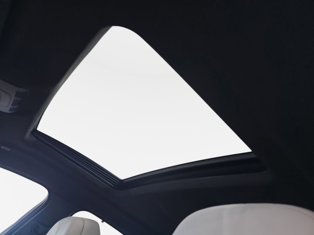 Used 2019 BMW X6 xDrive50i image 29