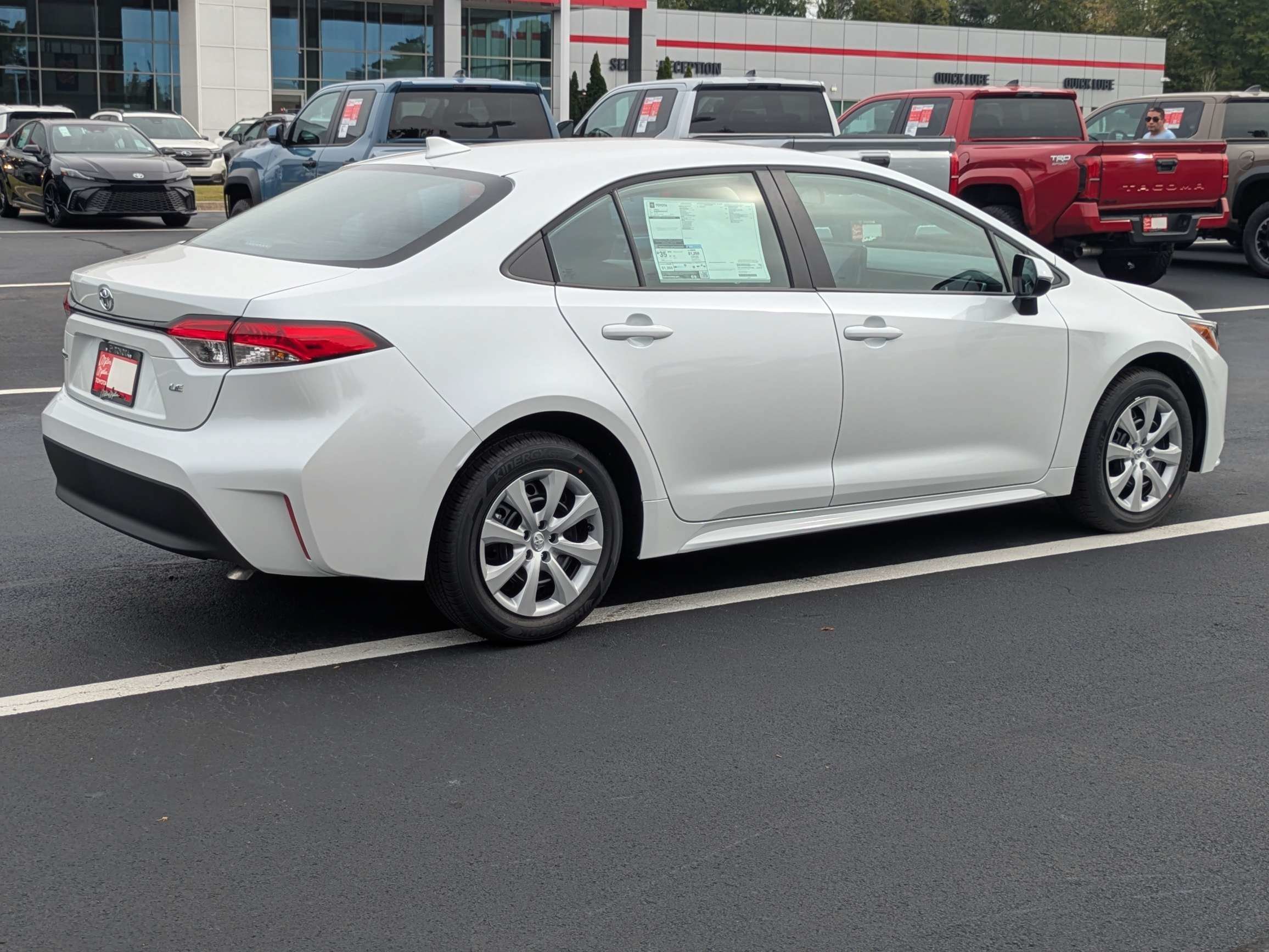 New 2027 Toyota Corolla LE FWD image 4