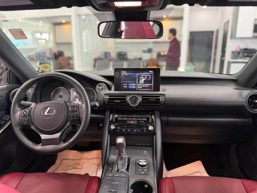 Used 2024 Lexus IS 300 F Sport RWD image 23