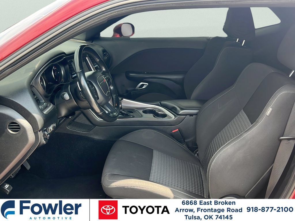 Used 2021 Dodge Challenger R/T RWD image 10
