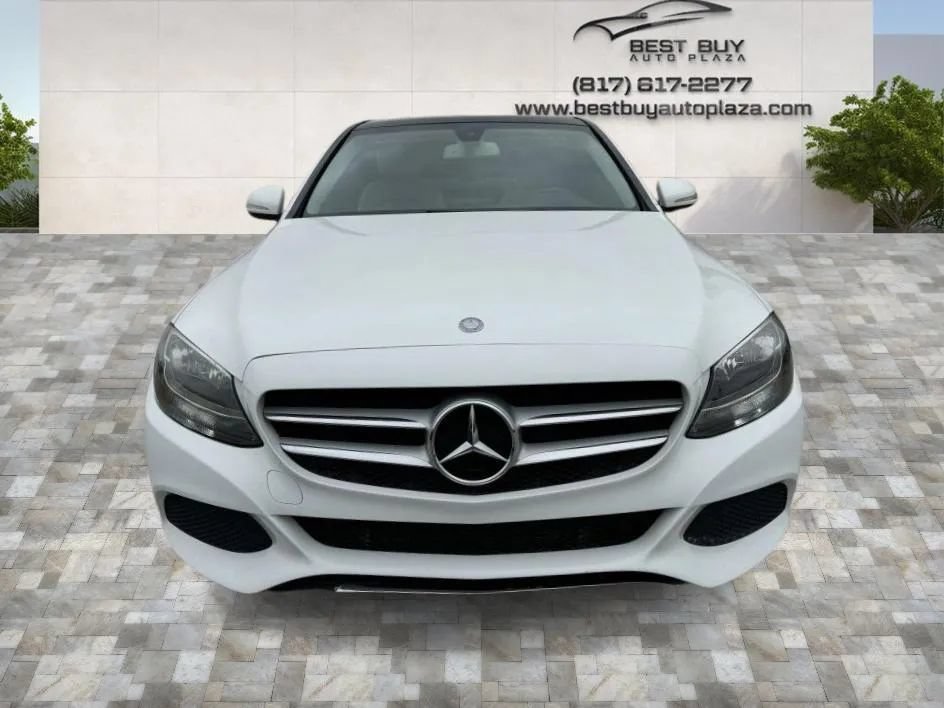 Used 2015 Mercedes-Benz C 300 4MATIC Sedan image 2