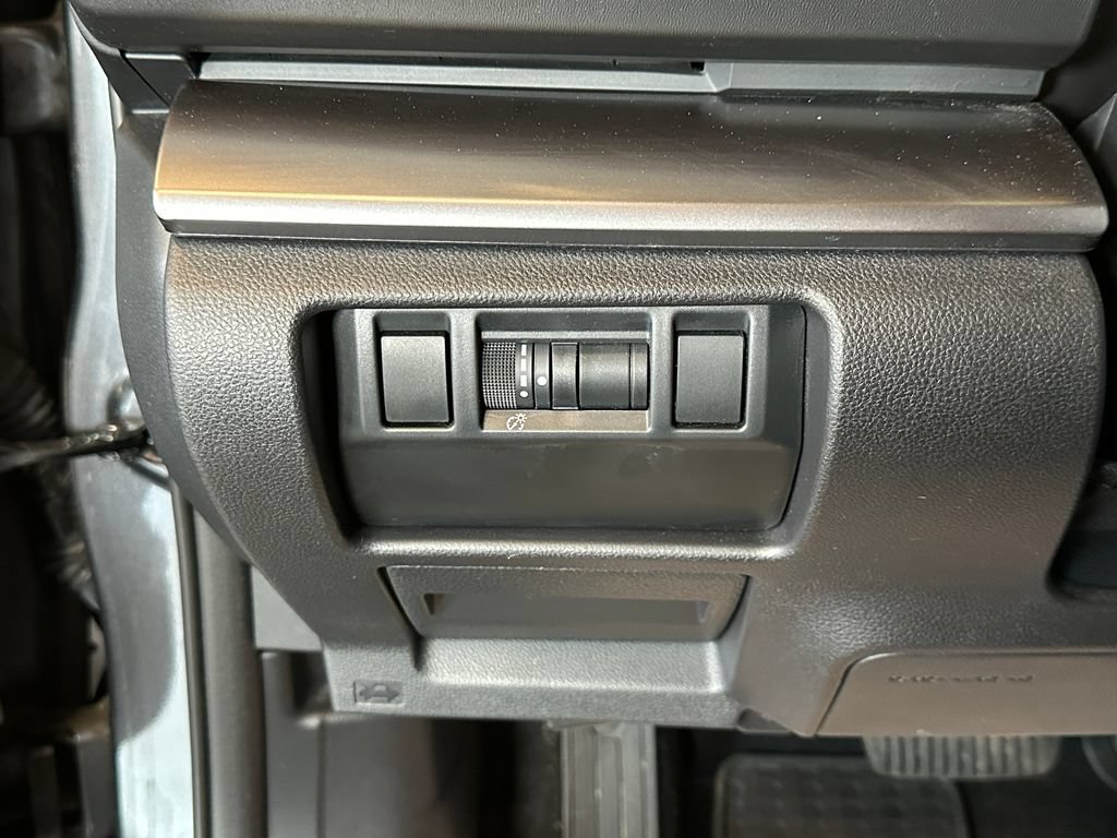 Used 2024 Subaru Impreza 2.0i AWD/4WD image 18