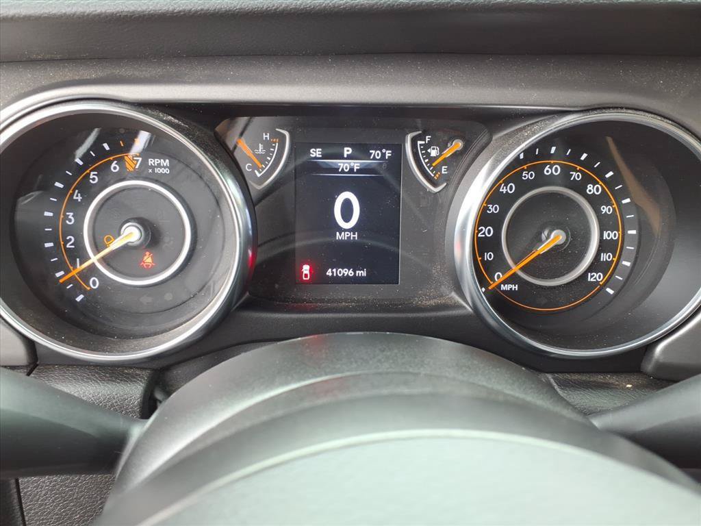 Used 2022 Jeep Gladiator Sport AWD/4WD image 17