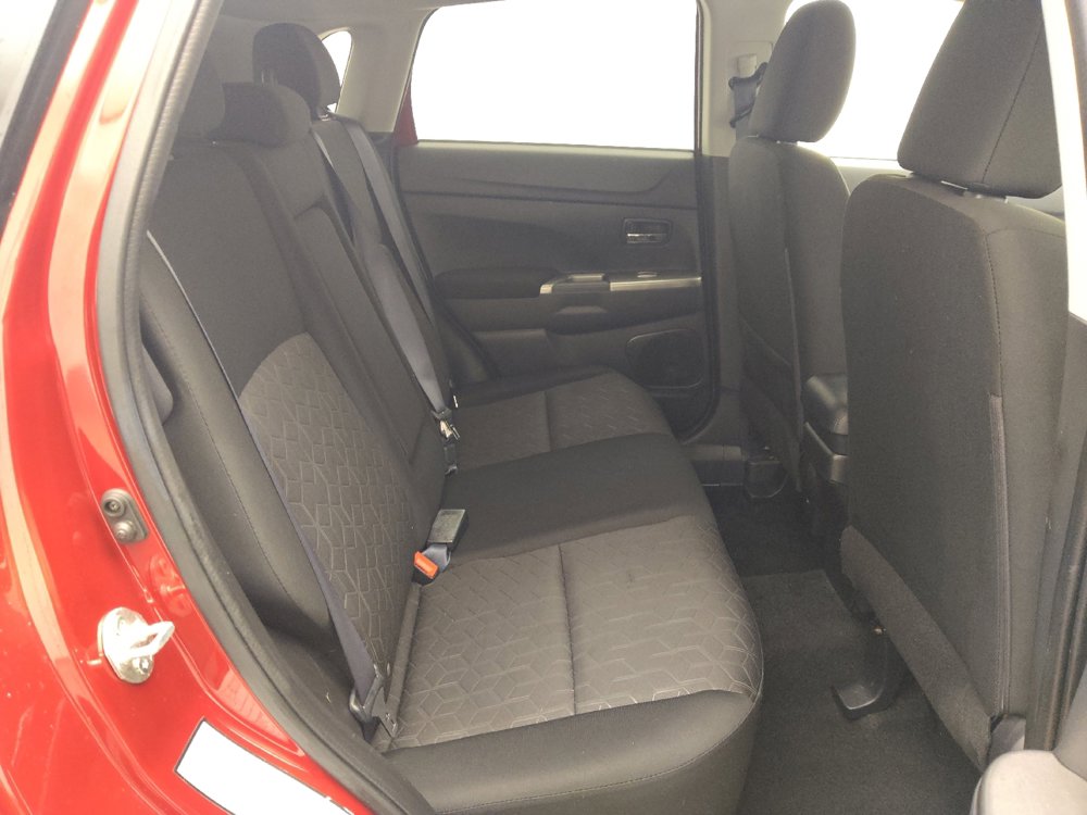 Used 2021 Mitsubishi Outlander Sport SE image 19