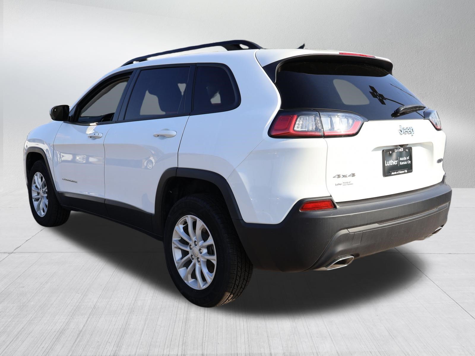 Used 2022 Jeep Cherokee Latitude Lux AWD/4WD image 5