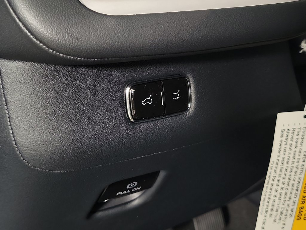 New 2027 Lincoln Navigator L Reserve RWD image 23