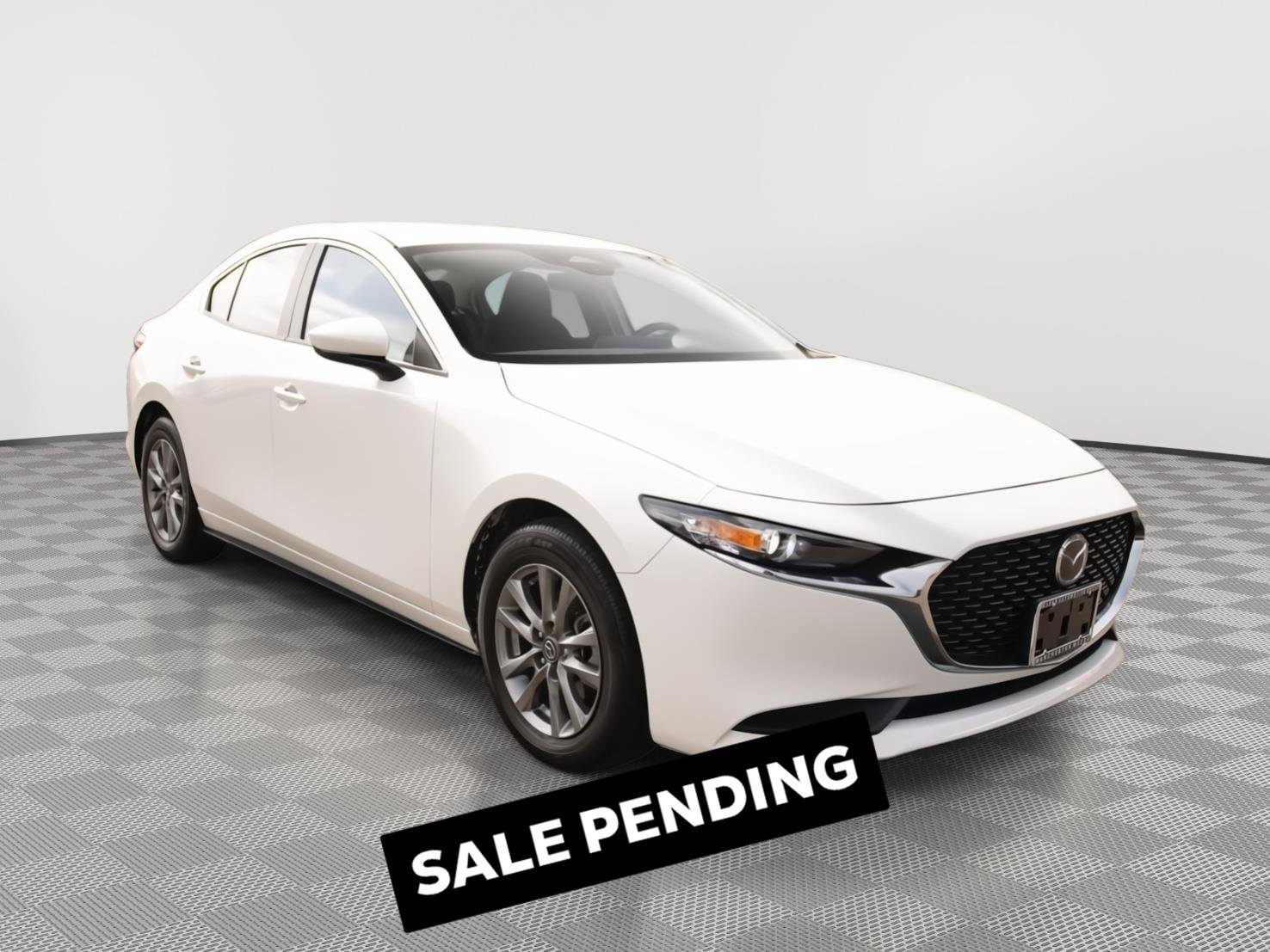 Used 2025 MAZDA MAZDA3 s FWD image 1