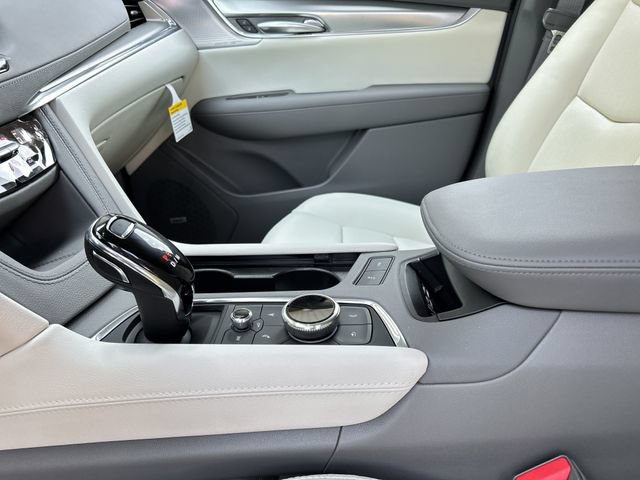 New 2026 Cadillac XT5 Premium Luxury w/ Driver Assist Package AWD/4WD image 29