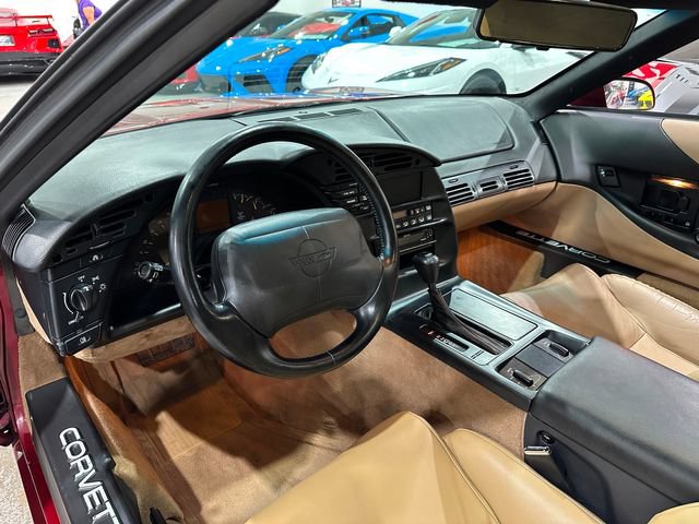 Used 1994 Chevrolet Corvette Coupe RWD image 11