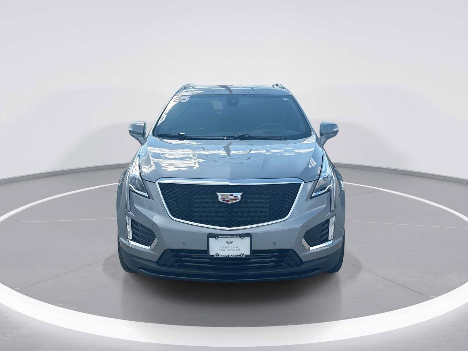 Certified 2025 Cadillac XT5 Sportv w/ Technology Package AWD/4WD image 4