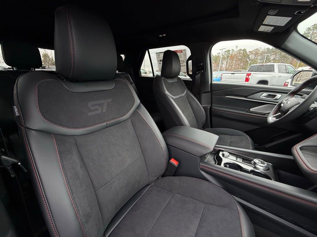 New 2026 Ford Explorer ST w/ Sun And Sound Package image 31