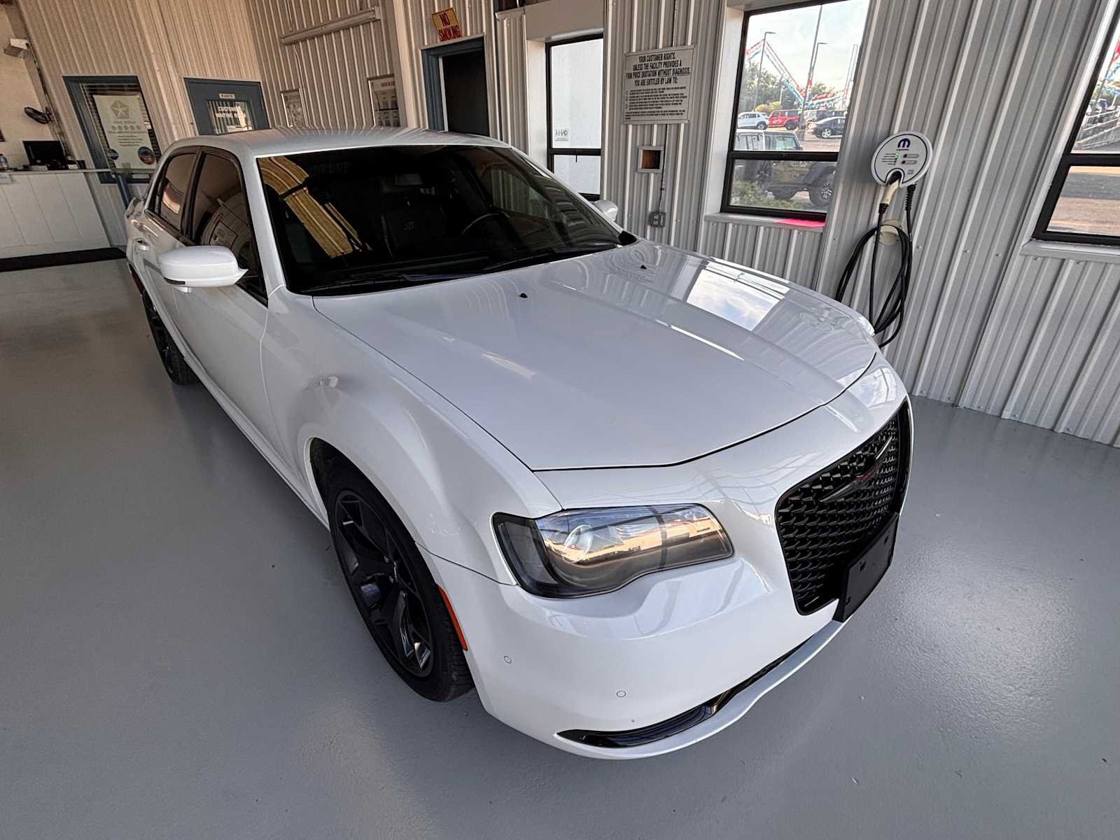 Certified 2021 Chrysler 300 S RWD image 4