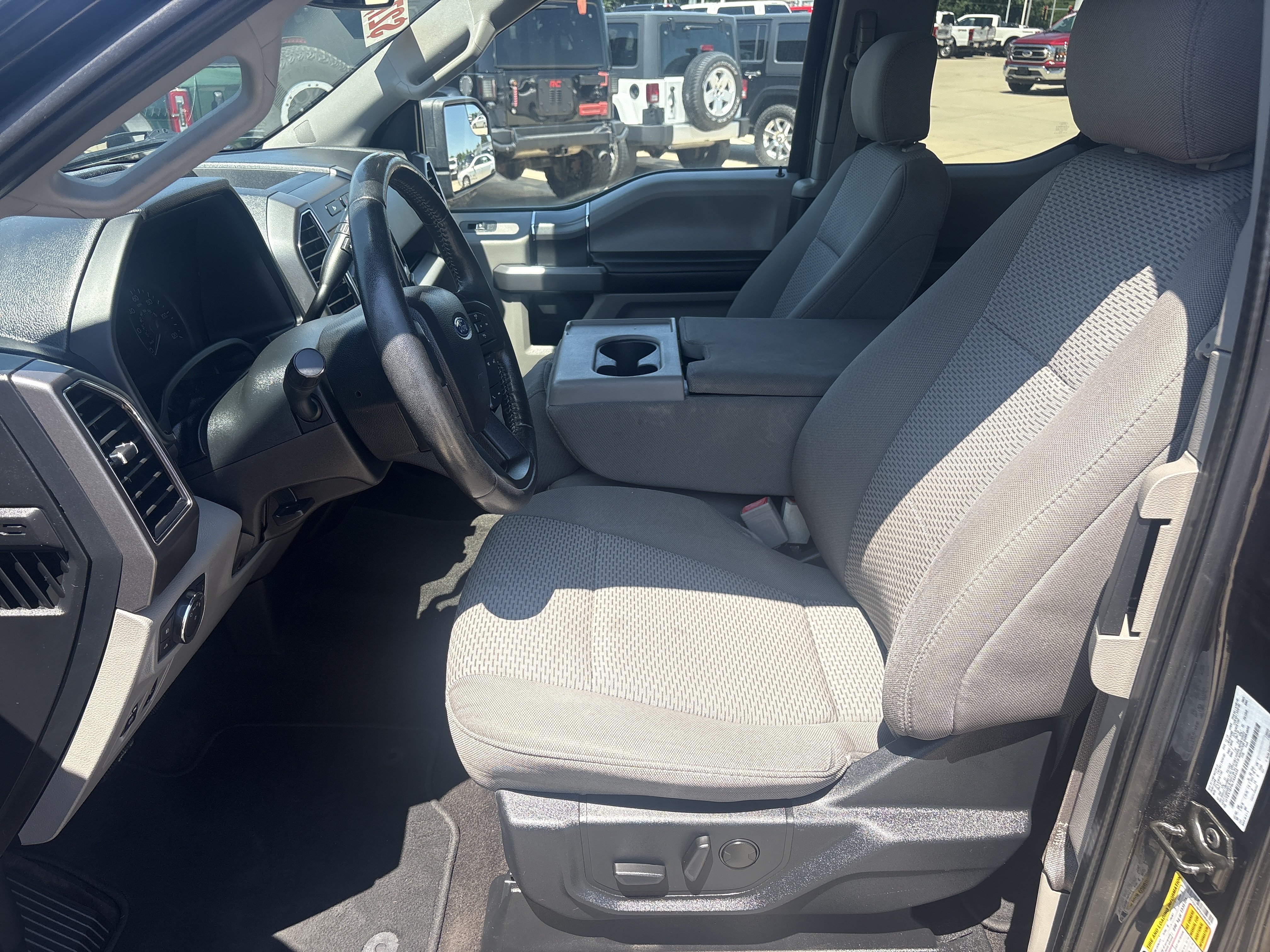 Used 2020 Ford F150 XLT w/ Equipment Group 302A Luxury AWD/4WD image 11