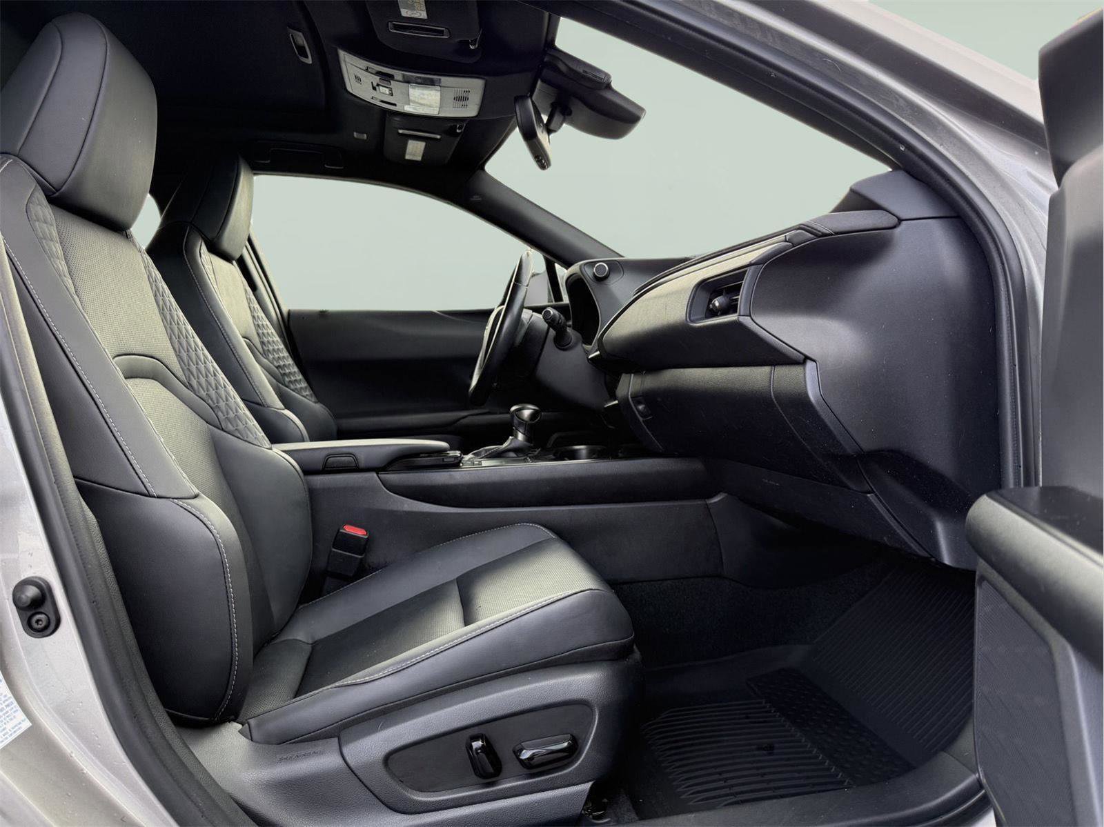 Used 2021 Lexus UX 250h 250h w/ Premium Package image 24