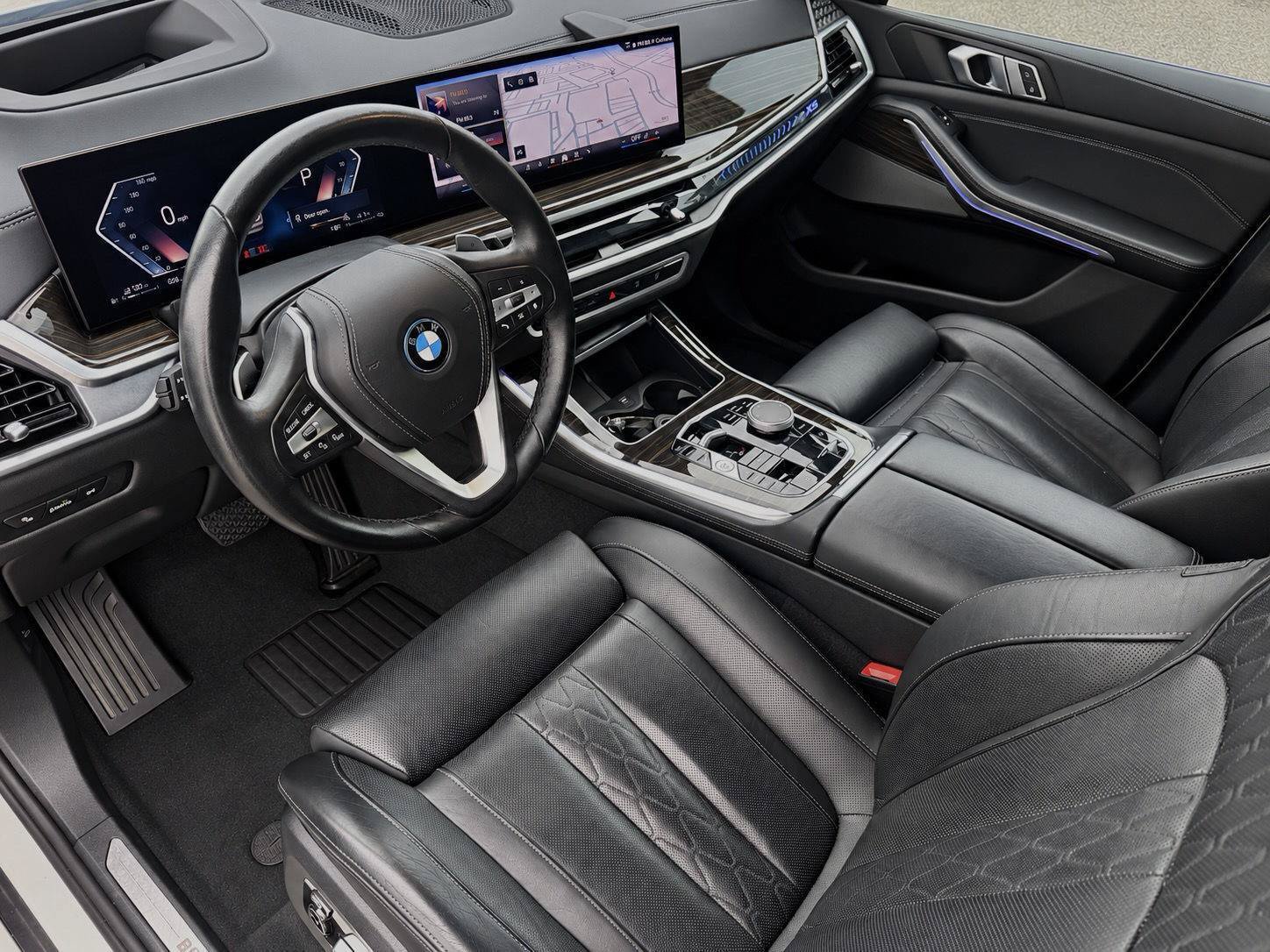 Used 2025 BMW X5 xDrive50e AWD/4WD image 8