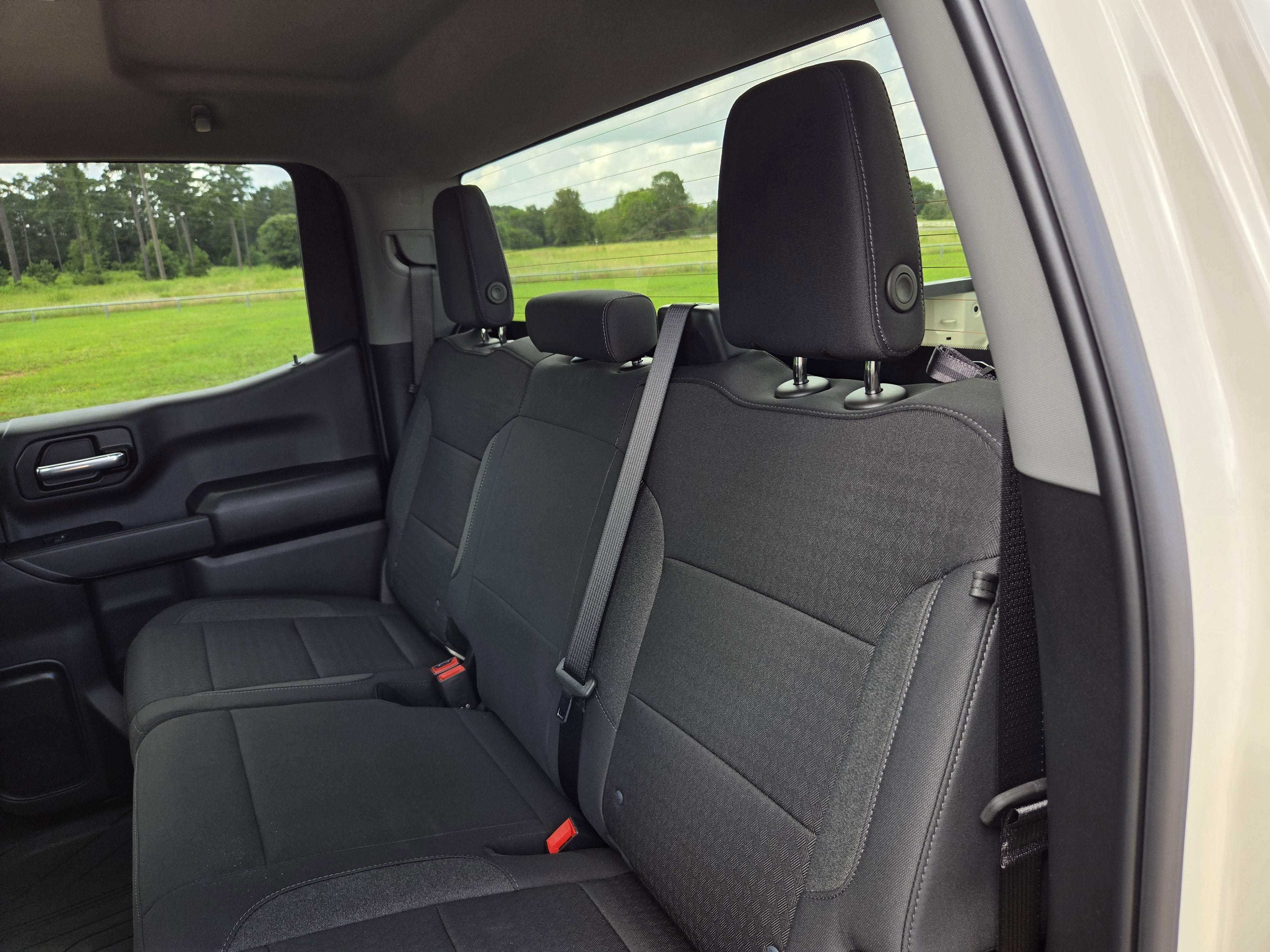 New 2026 Chevrolet Silverado 1500 Custom w/ LPO, Dark Essentials Package RWD image 25