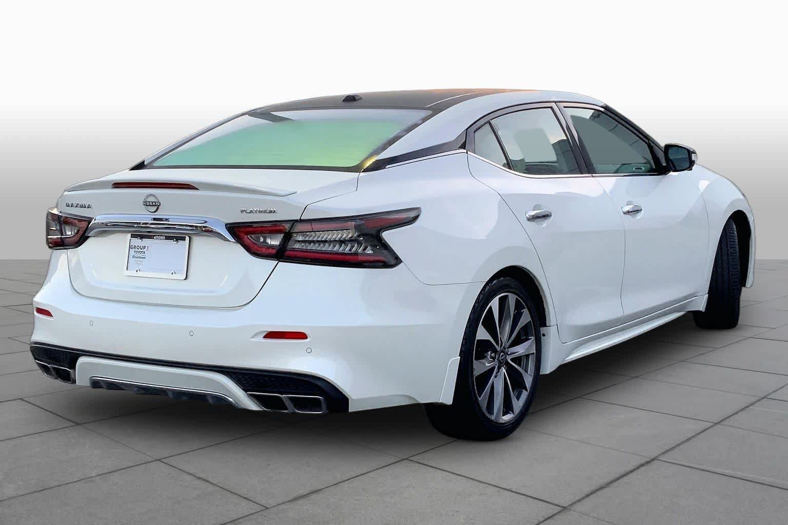 Used 2023 Nissan Maxima Platinum w/ Sport Mat Group FWD image 14