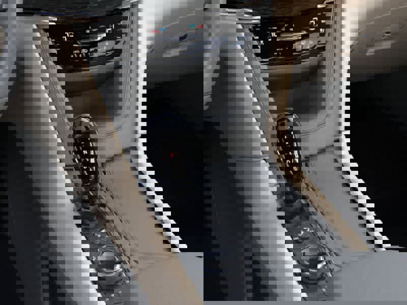 Used 2025 Cadillac XT6 Premium Luxury w/ LPO, Floor Liner Package image 23